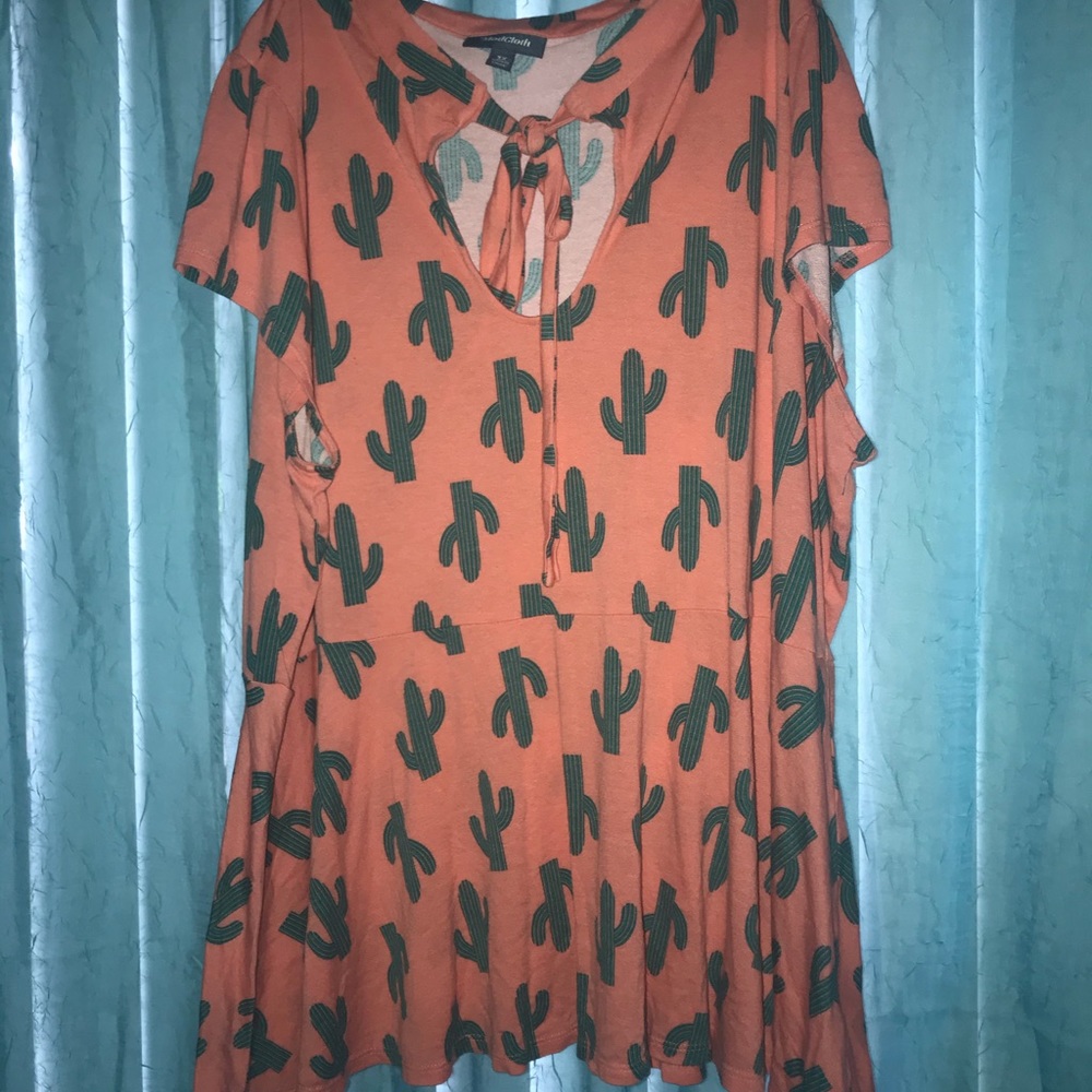 Cactus coral shirt 🌵🌵🌵